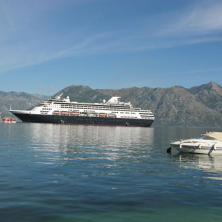 Appartement Melodia Del Mare 2 à Kotor Extérieur photo