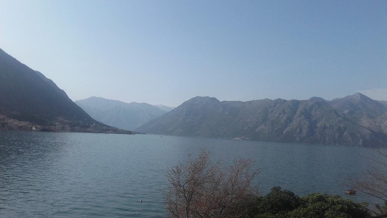 Appartement Melodia Del Mare 2 à Kotor Extérieur photo
