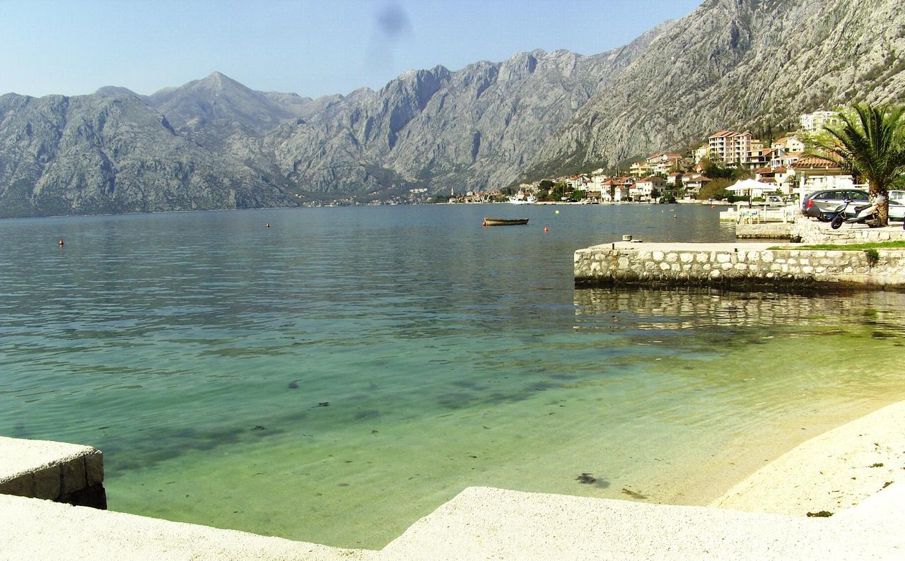 Appartement Melodia Del Mare 2 à Kotor Extérieur photo