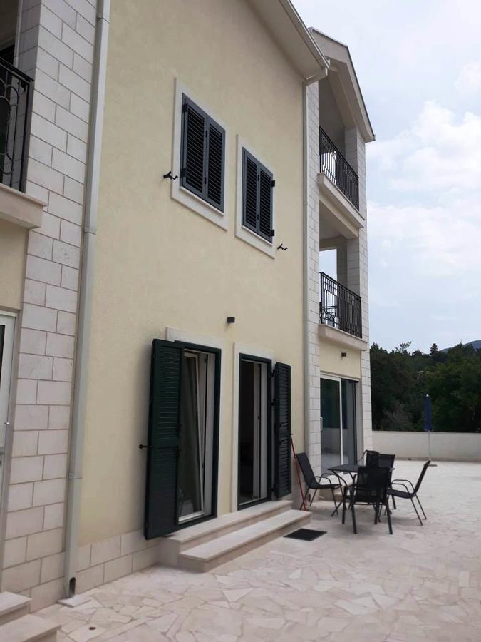 Appartement Melodia Del Mare 2 à Kotor Extérieur photo
