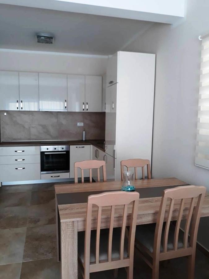 Appartement Melodia Del Mare 2 à Kotor Extérieur photo